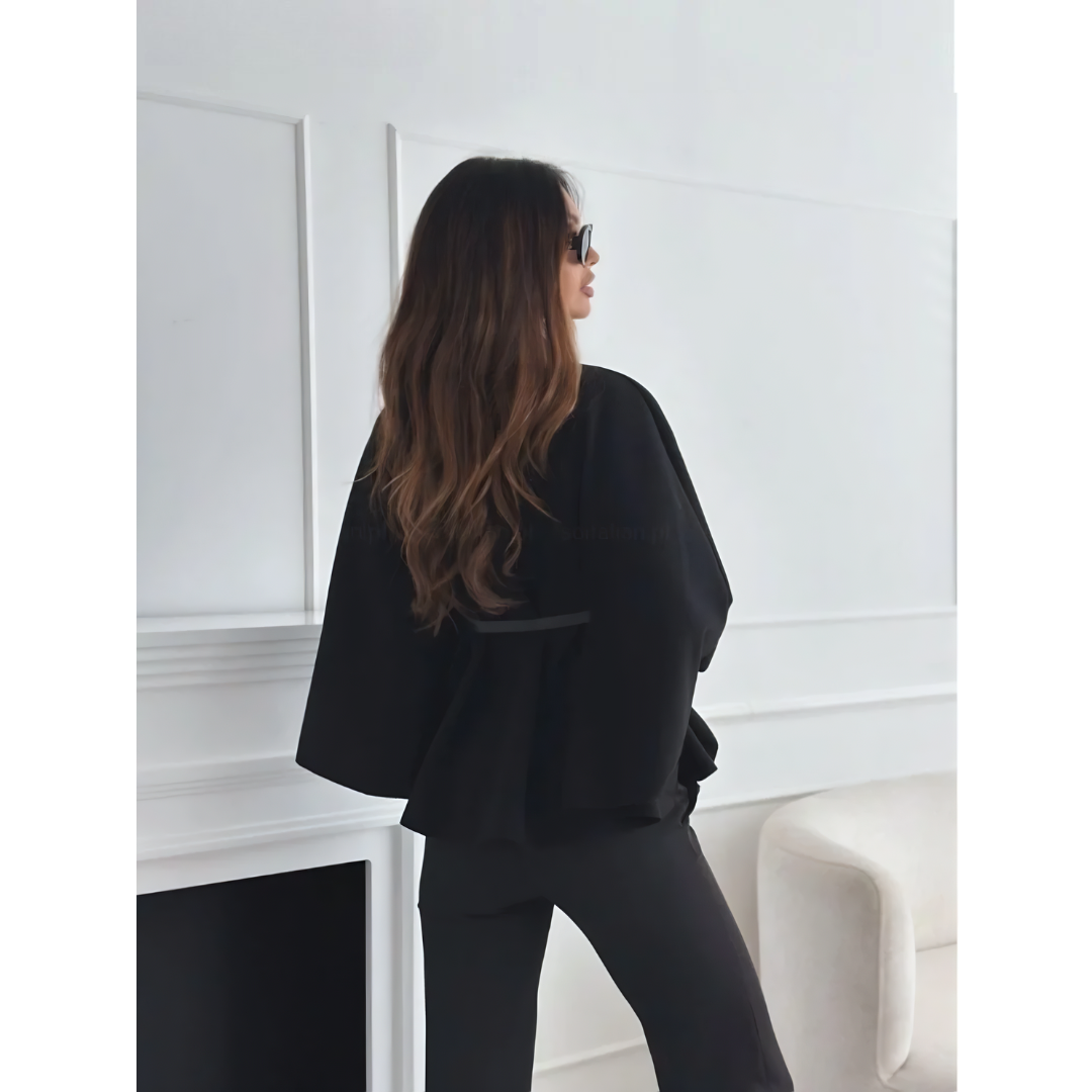 Mode Pure | Cape Élégante Ceinturée