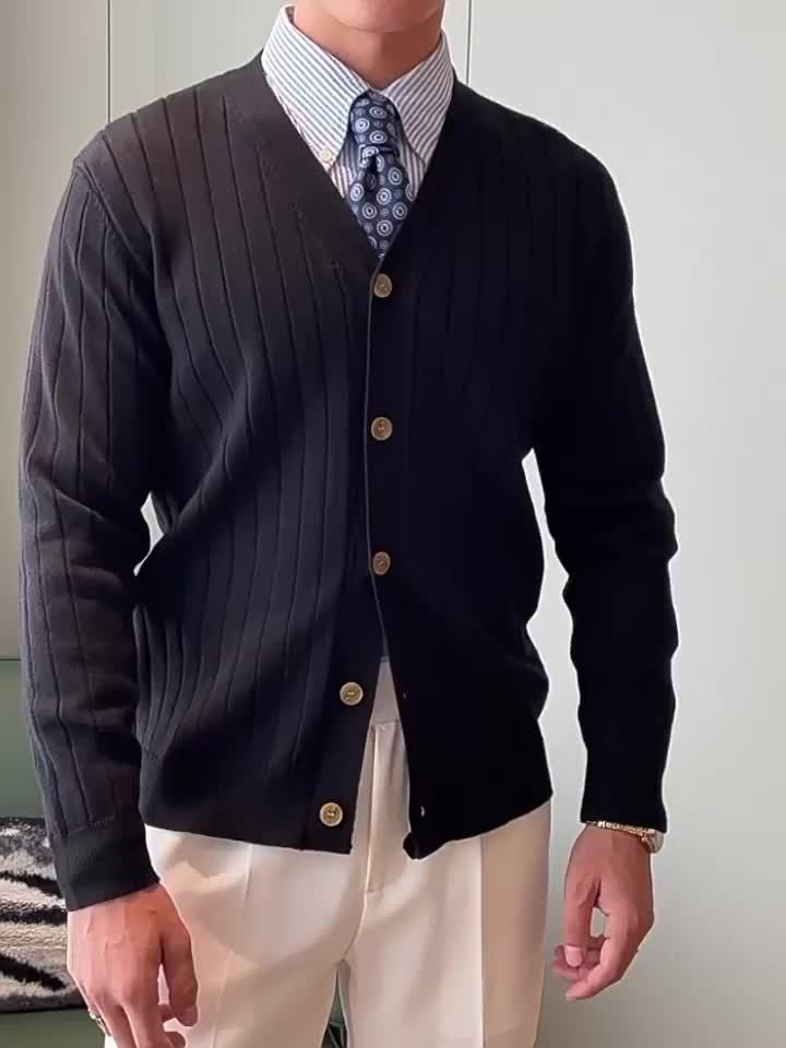 Mode Pure | Gilet à Boutons V-Cou Stylé pour Hommes