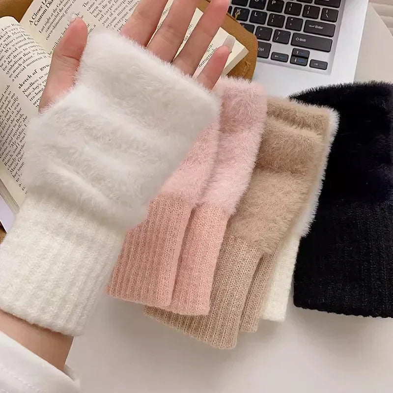 Mode Pure | Gants sans doigts en tricot douillet