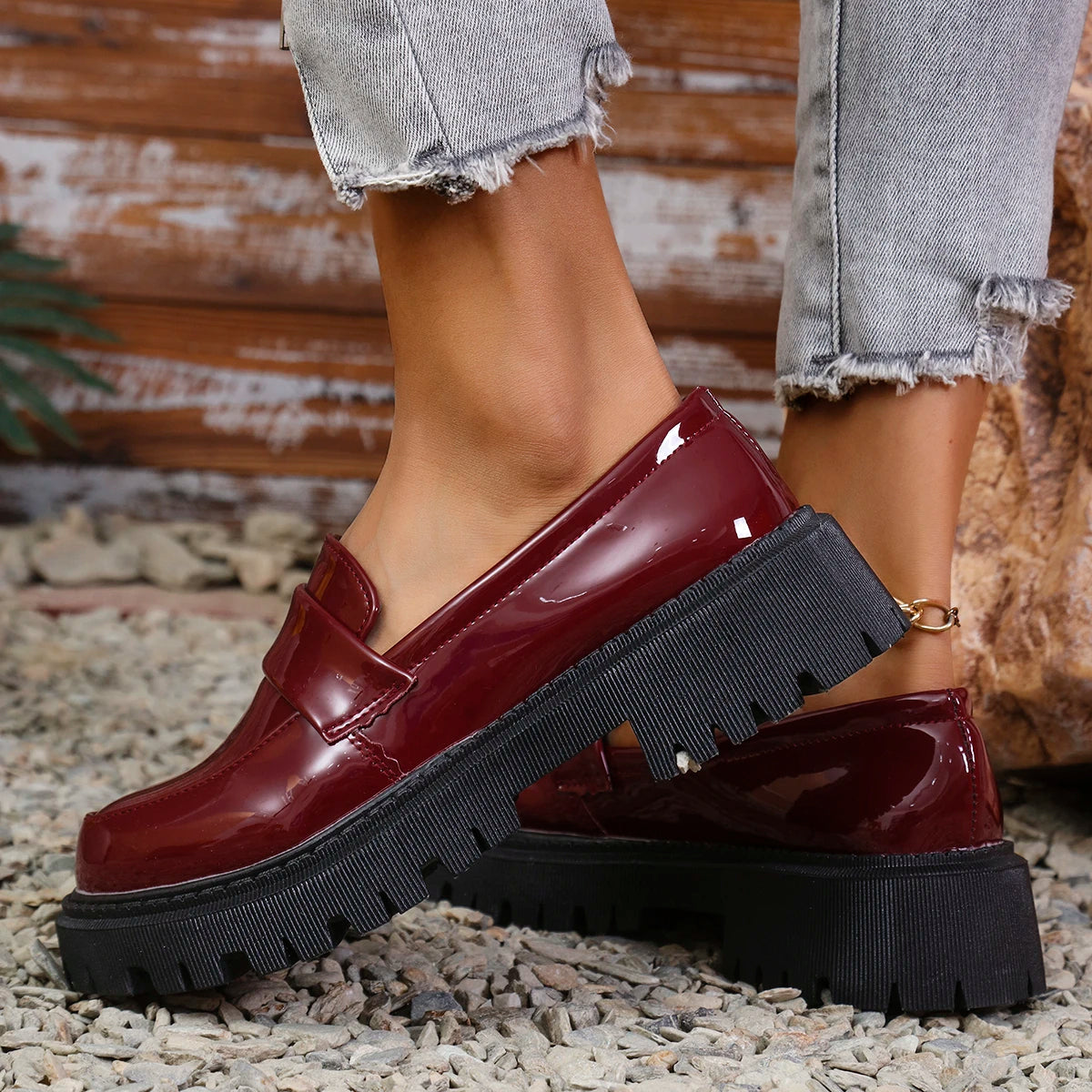 Chaussures à plateforme pour femmes, mocassins unis, style preppy, en cuir verni, mode, semelle douce, slip-on, ballerines grande taille