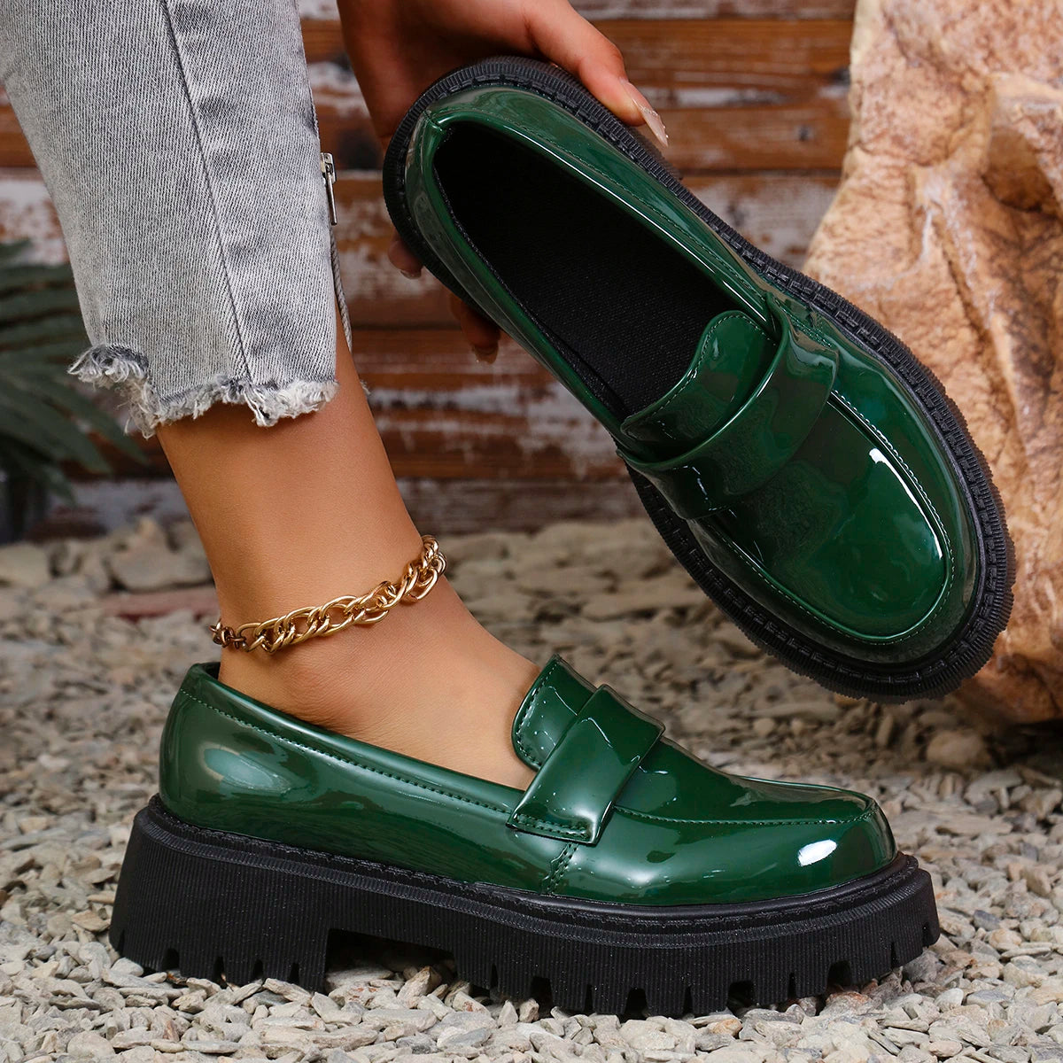 Chaussures à plateforme pour femmes, mocassins unis, style preppy, en cuir verni, mode, semelle douce, slip-on, ballerines grande taille