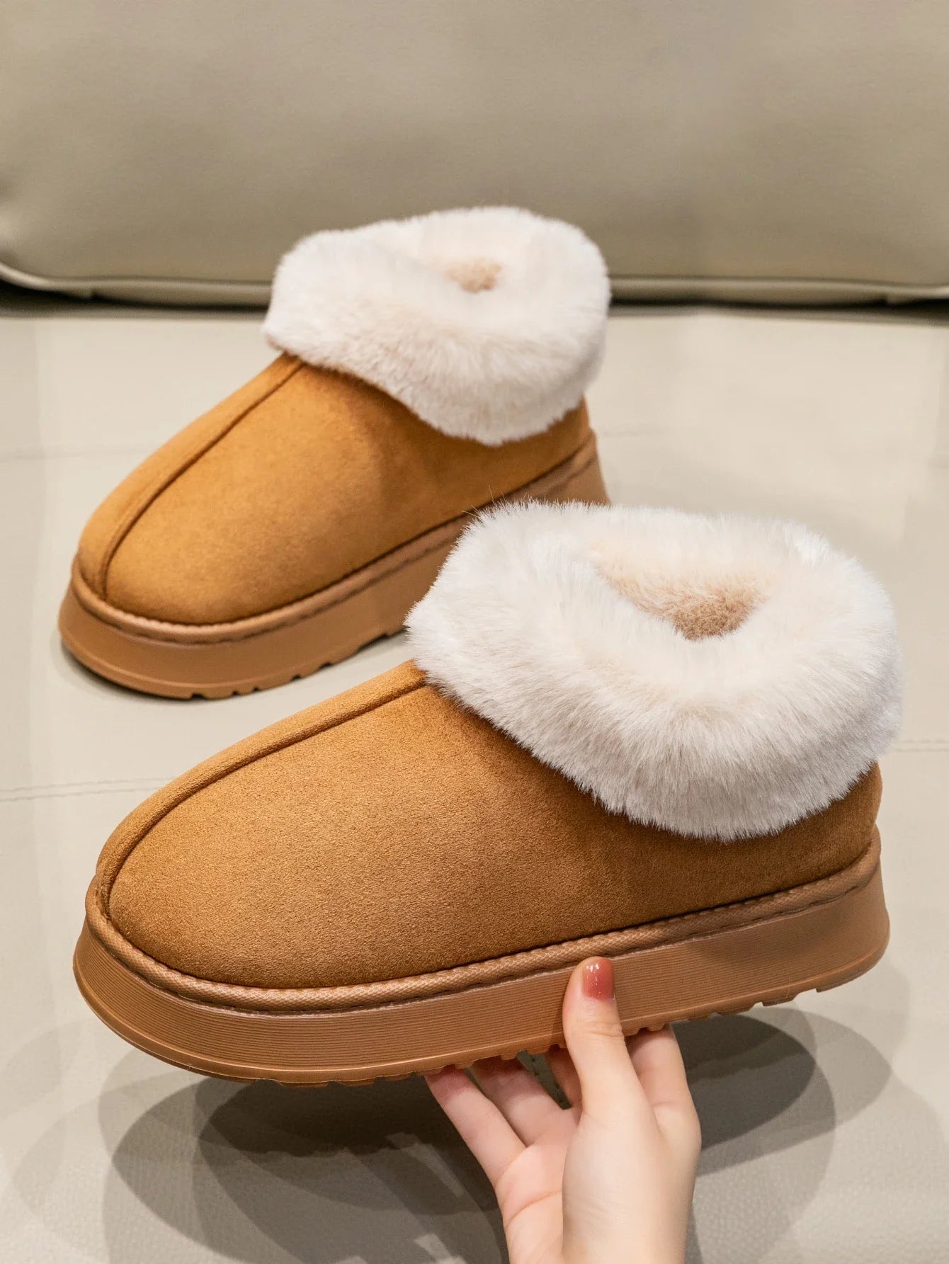 Mode Pure | Chaussons d'hiver en fausse fourrure doublés