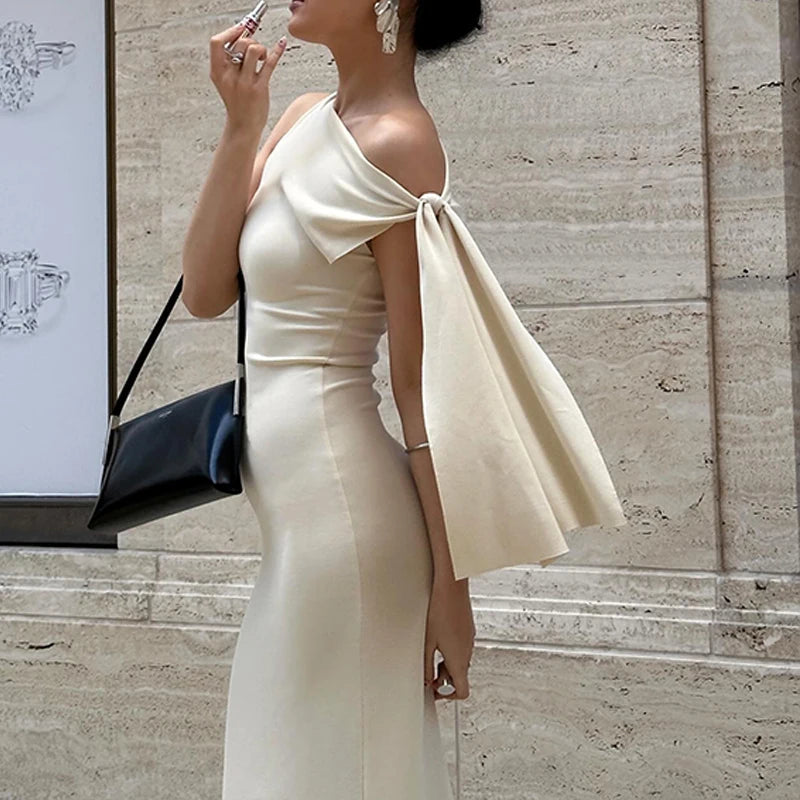 Océane | Robe intemporelle avec nœud à l’épaule