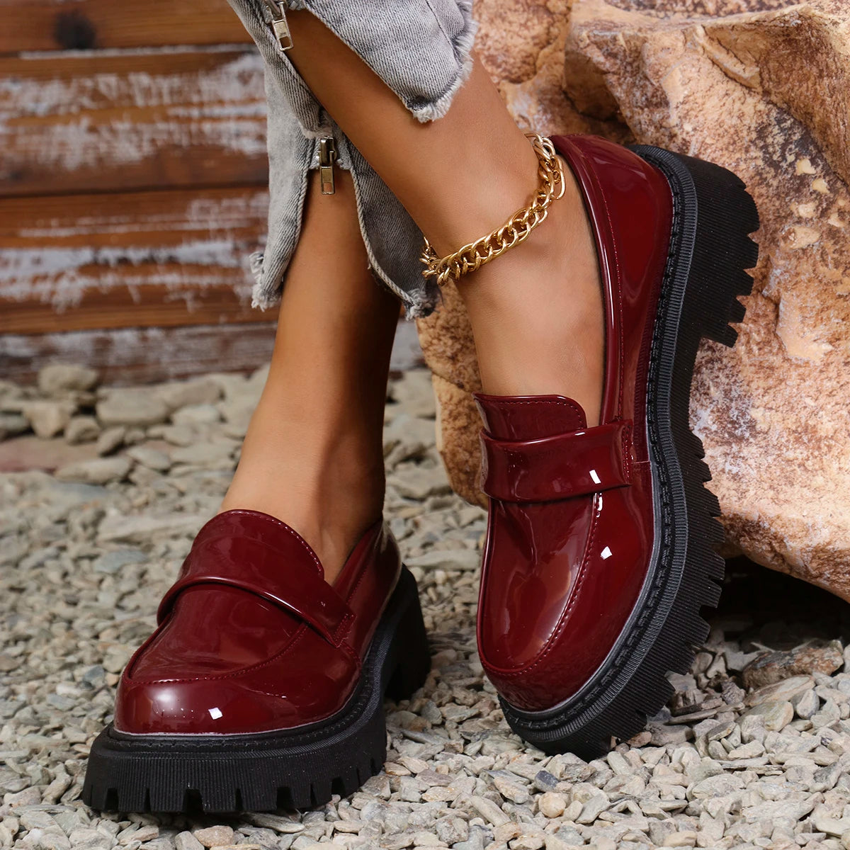 Chaussures à plateforme pour femmes, mocassins unis, style preppy, en cuir verni, mode, semelle douce, slip-on, ballerines grande taille