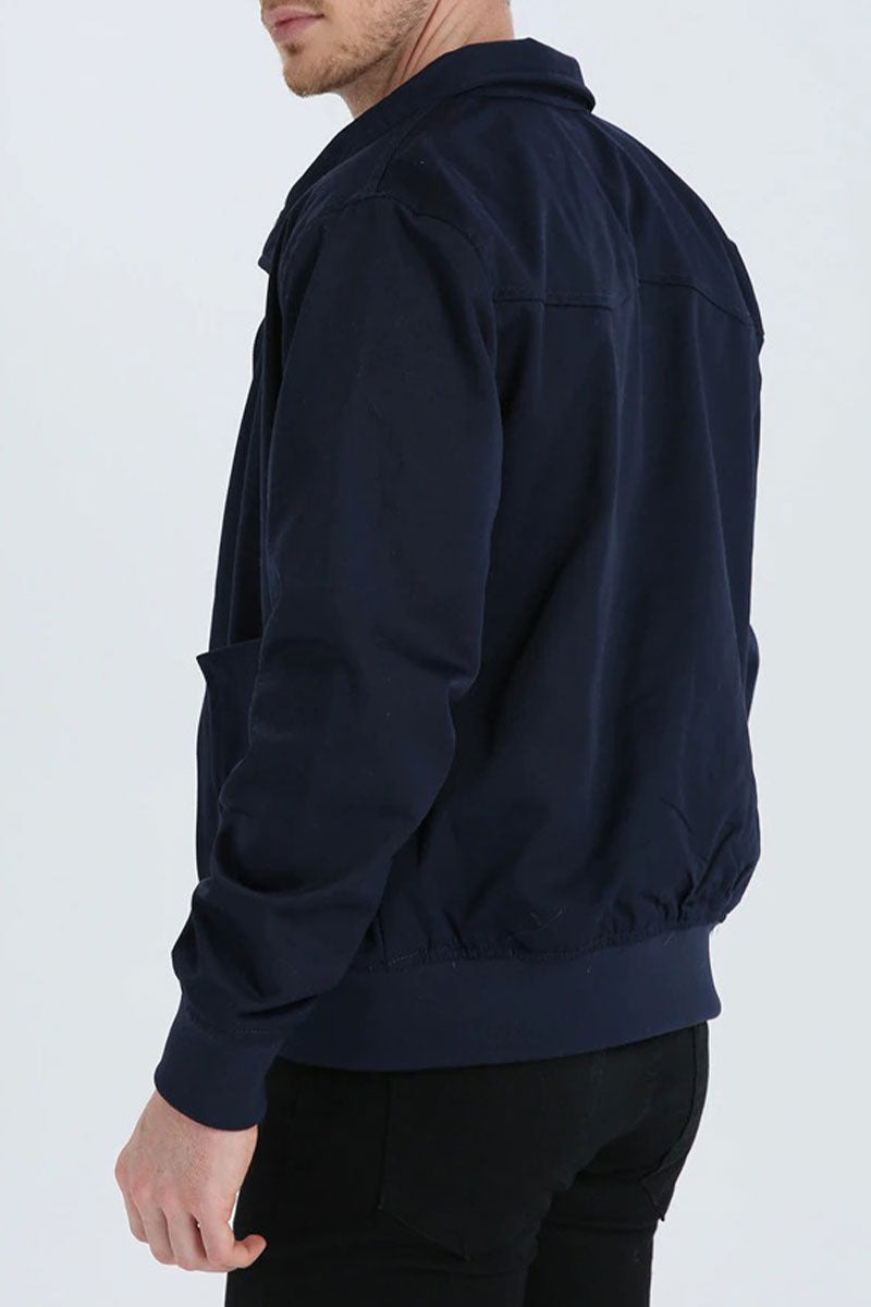 Mode Pure | Veste Iconique et Polyvalente